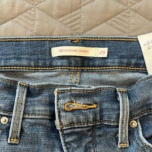 Levi’s 311 Shaping Skinny